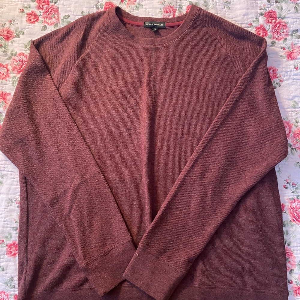 Banana Republic Men's Maroon Crewneck Sweater